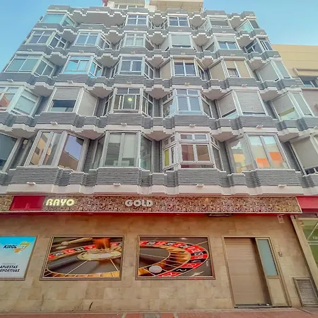 A 20 M A Pie Playa De Canteras Apartment